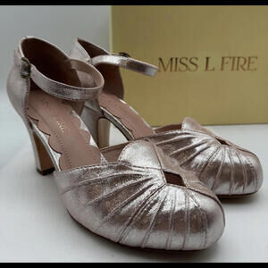 Miss L Fire Amber Leather Court Heels Copper Sparkle Size 39 EU, 9 US